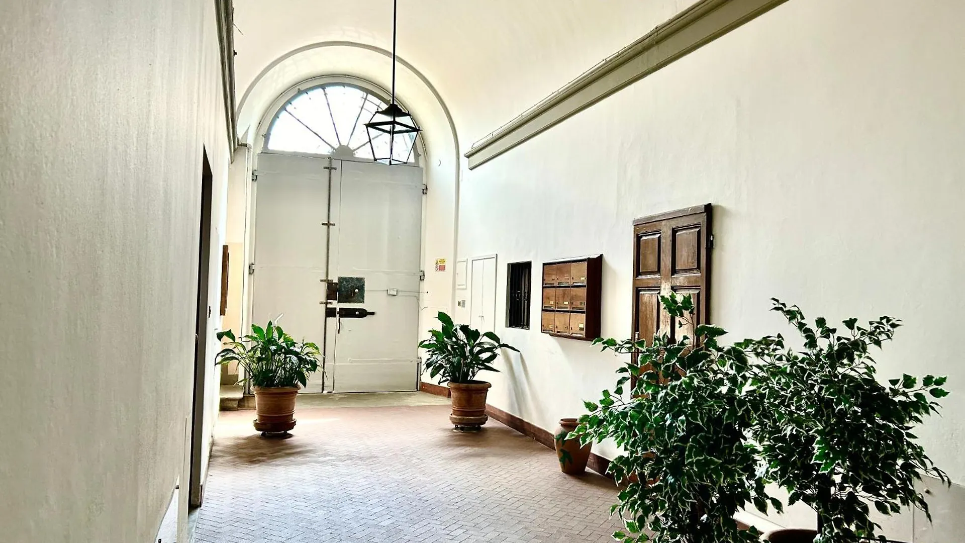 Suite Torre Elvira Florence 0*,  Italy