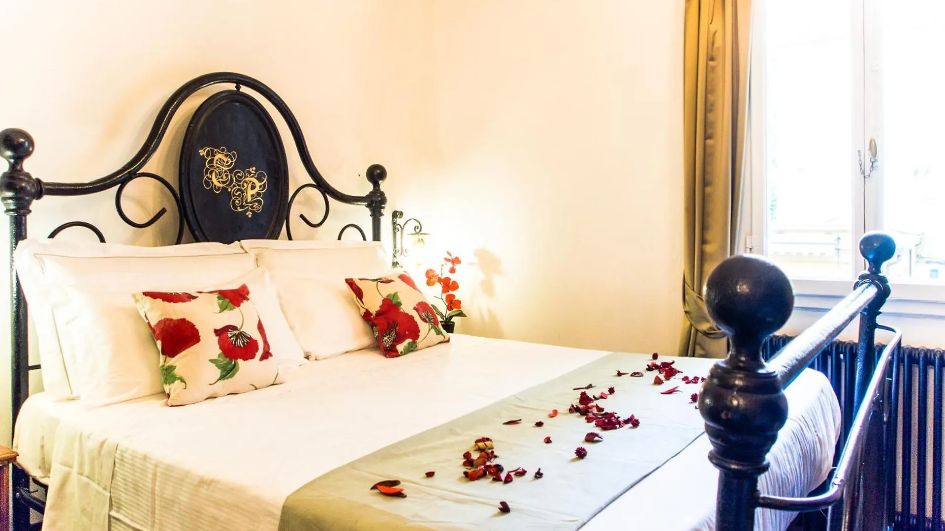 Apartment Suite Torre Elvira Florence Italy